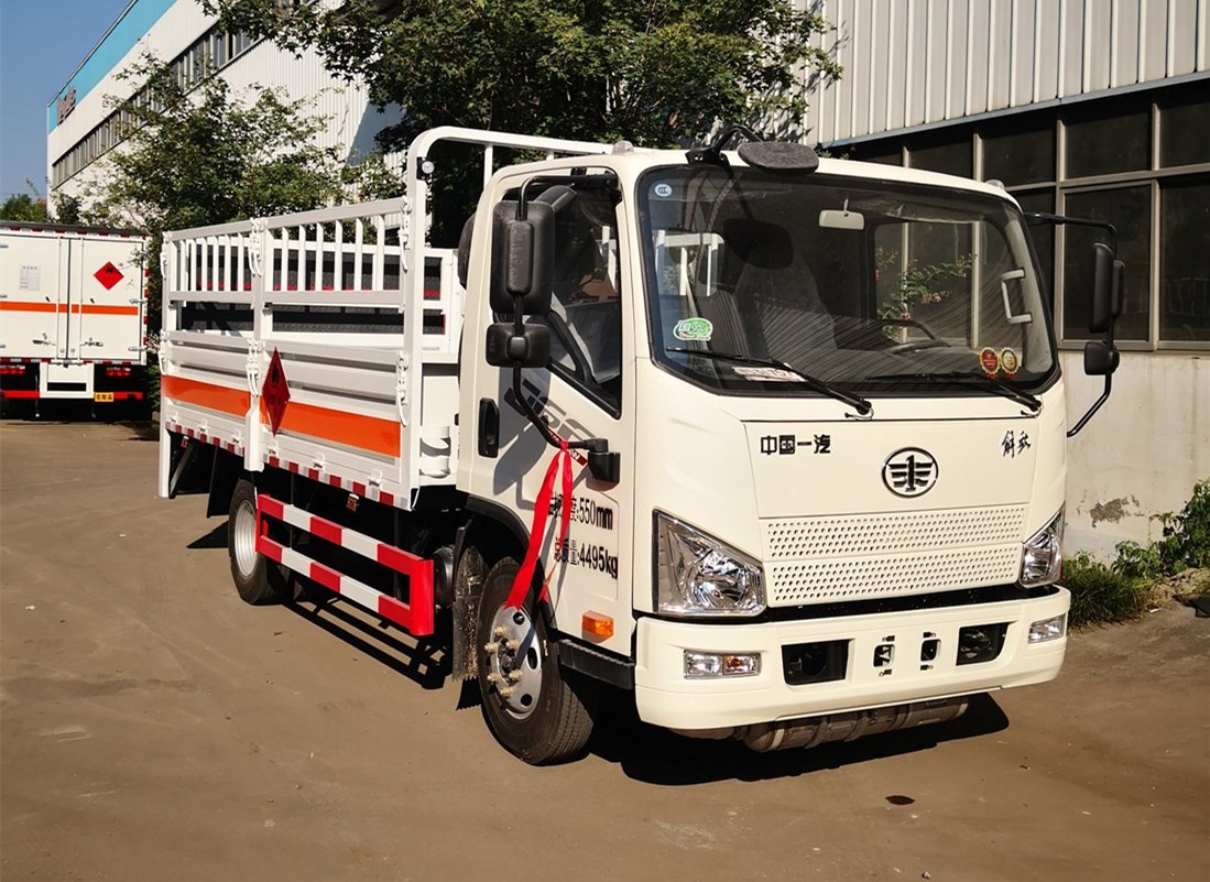 解放J6F國六藍牌氣瓶運輸車